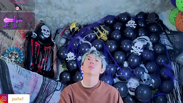 Levii Ackermann online show from 10/17/25, 02:30