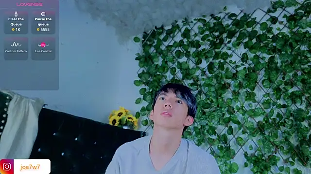 Levii Ackermann online show from 12/02/25, 02:34