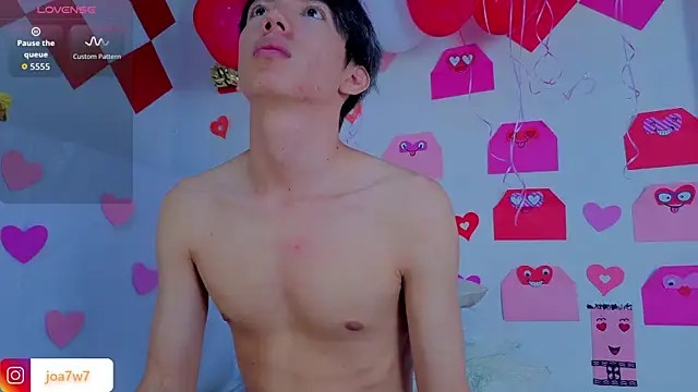 Snapshot of Levii_Ackermann chatting on 02/16/26, 02:13 Levii Ackermann online show from 02/16/26, 02:13