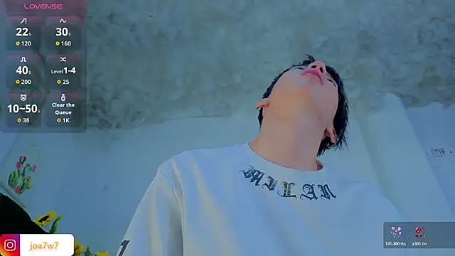 Snapshot of Levii_Ackermann chatting on 02/21/26, 02:18 Levii Ackermann online show from 02/21/26, 02:18