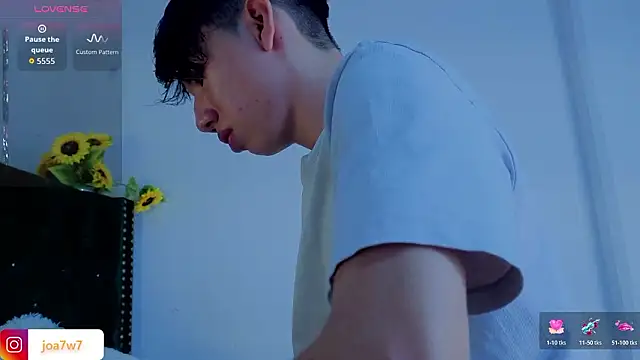 Snapshot of Levii_Ackermann chatting on 03/02/26, 02:24 Levii Ackermann online show from 03/02/26, 02:24