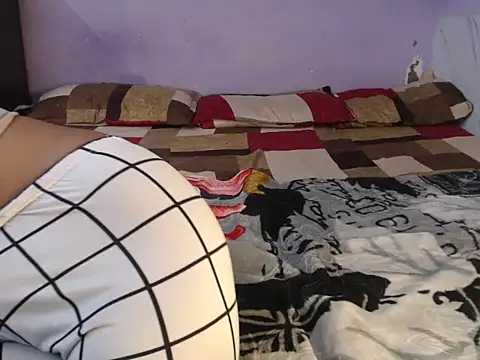 Freya nia online show from 01/15/25, 08:41