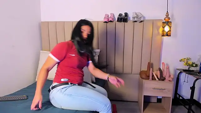 Sofi Perez  online show from 03/15/25, 11:19