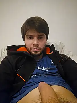 akat99611 online show from 02/01/25, 09:08