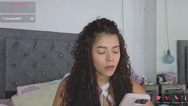 Snapshot of Meghan_taylor__ chatting on 10/23/25, 09:46 Meghan taylor online show from 10/23/25, 09:46