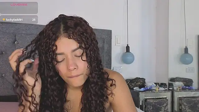 Snapshot of Meghan_taylor__ chatting on 10/25/25, 08:03 Meghan taylor online show from 10/25/25, 08:03