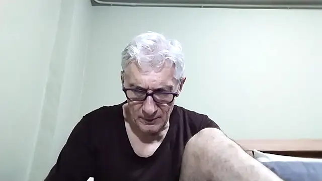 BIGUNCUTHARDCOCK online show from 10/31/25, 01:23