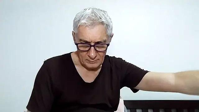 BIGUNCUTHARDCOCK online show from 04/06/26, 02:20