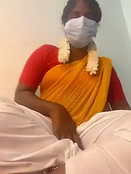 Snapshot of tamilachi4u chatting on 03/11/25, 02:51 tamilachi4u online show from 03/11/25, 02:51