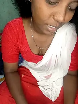 Snapshot of tamilachi4u chatting on 11/10/25, 06:12 tamilachi4u online show from 11/10/25, 06:12