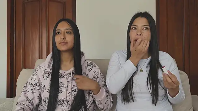 2SummerLove1 online show from 10/30/25, 02:18