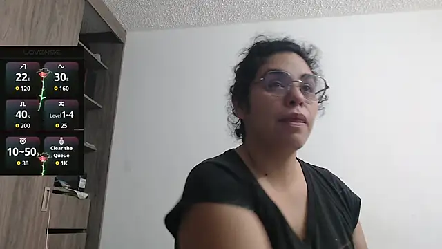 Anne purple online show from 11/20/25, 03:45