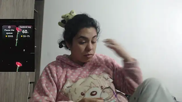 Anne purple online show from 01/07/26, 04:31