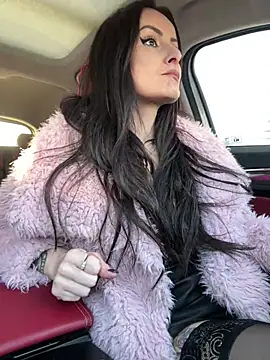 Snapshot of _AHHA_ chatting on 02/21/25, 01:22 AHHA online show from 02/21/25, 01:22