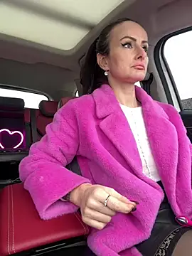 Snapshot of _AHHA_ chatting on 03/03/25, 12:16 AHHA online show from 03/03/25, 12:16