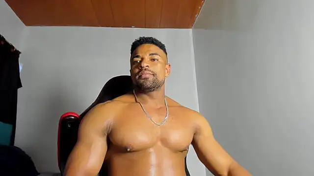 estebanlobo- online show from 09/27/25, 12:04