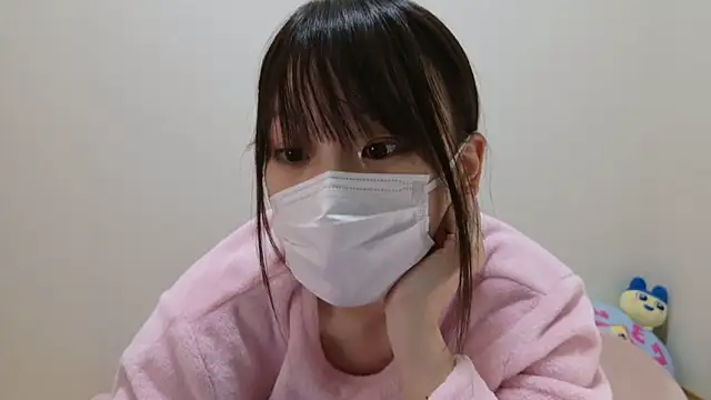Snapshot of hi---chan- chatting on 01/13/25, 11:06 hi---chan- online show from 01/13/25, 11:06