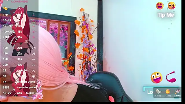 Victoria Kastelo online show from 10/31/25, 02:07