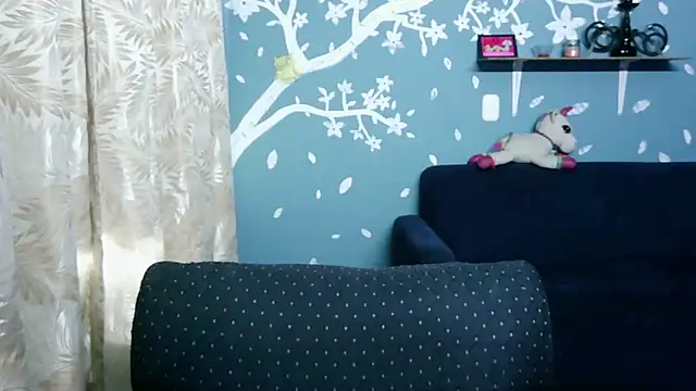 Snapshot of ponzothc chatting on 10/28/25, 10:01 ponzothc online show from 10/28/25, 10:01