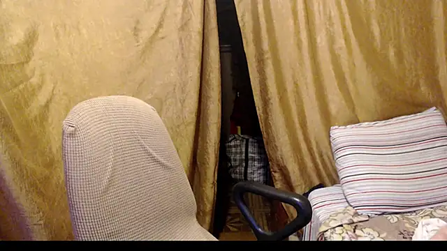  Estelitta 5 online show from 10/10/25, 01:54