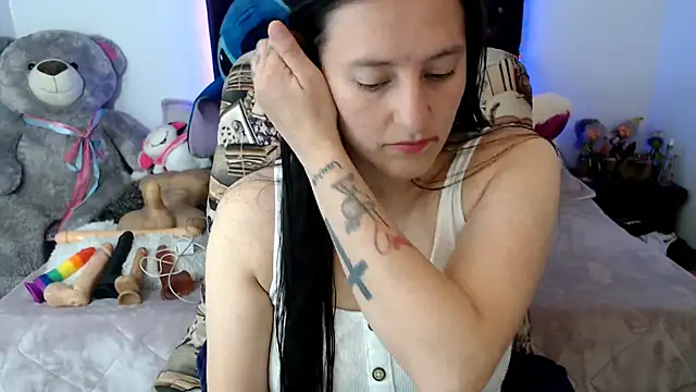 Lorenahot 06 online show from 02/21/26, 05:36