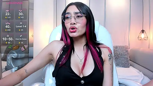 AzuraKindong online show from 01/08/25, 10:16