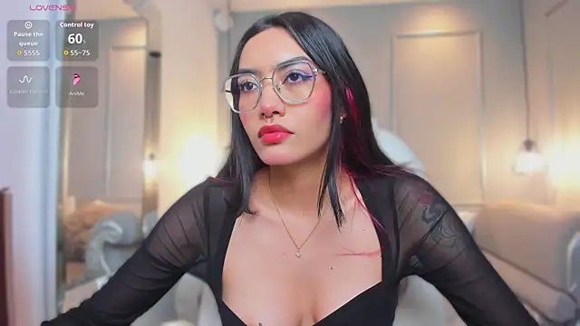 AzuraKindong online show from 02/04/26, 07:20