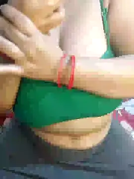 Adiba 2 online show from 02/20/25, 08:36