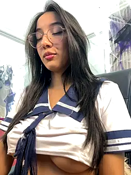 AnyaFloyd69 online show from 11/05/25, 09:59