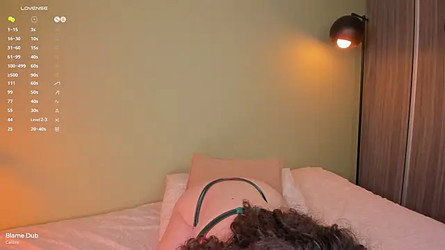 orchide  online show from 09/29/25, 03:22