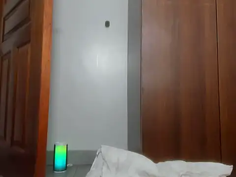 afro pop online show from 12/18/24, 06:21