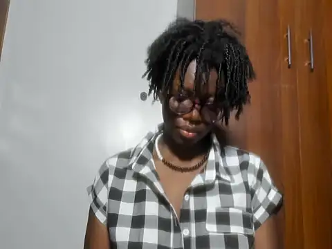 afro pop online show from 12/31/24, 09:17