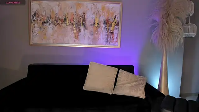 sarawinstone online show from 03/15/25, 08:43