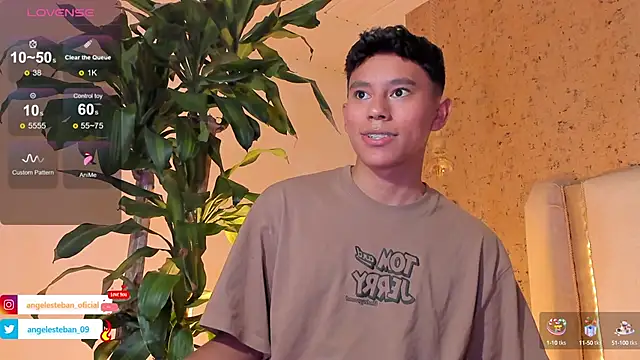 Angel esteban fx online show from 02/02/25, 04:15