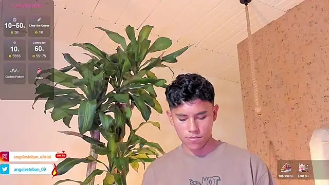 Angel esteban fx online show from 02/02/25, 10:24