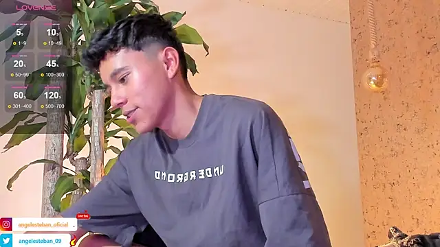 Angel esteban fx online show from 02/06/25, 10:48