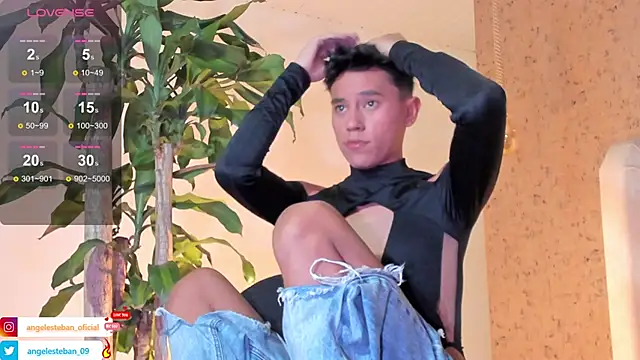 Angel esteban fx online show from 02/07/25, 03:45