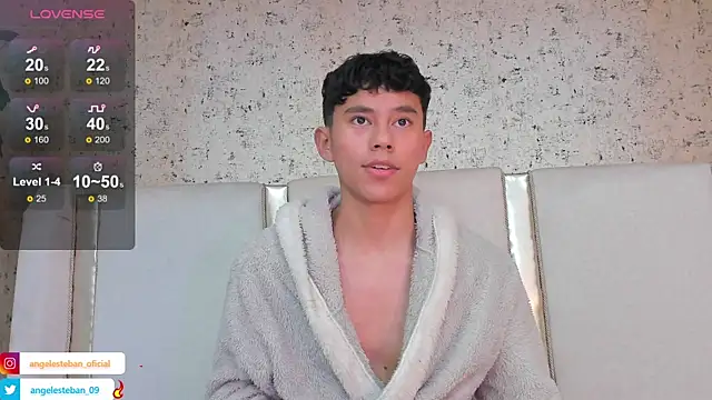 Angel esteban fx online show from 02/14/25, 03:54