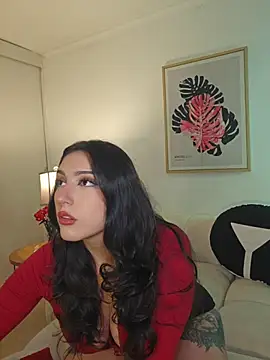 freya bella  online show from 04/25/26, 07:33