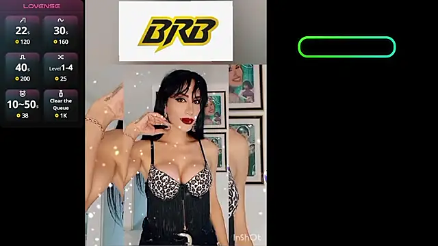 Snapshot of Romynahotx chatting on 12/17/24, 11:27 Romynahotx online show from 12/17/24, 11:27