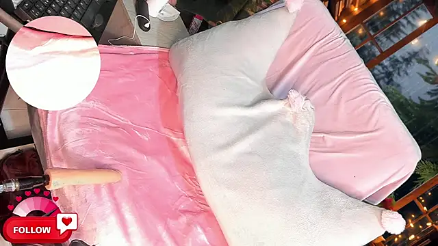 shayna manson  online show from 02/26/25, 07:31