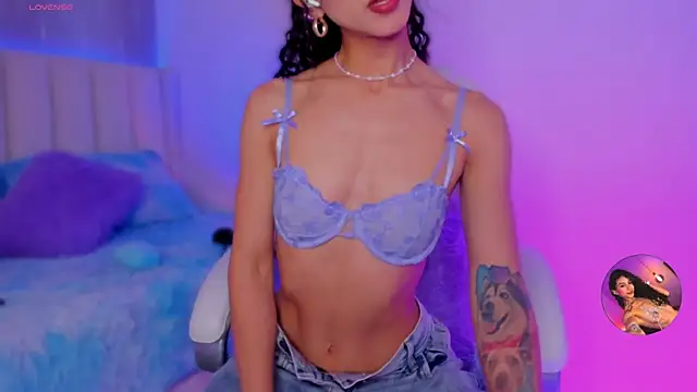 MiissCharlotte online show from 11/12/25, 01:39