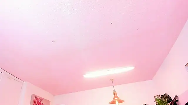 Snapshot of Red_lady chatting on 03/04/25, 06:47 Red lady online show from 03/04/25, 06:47