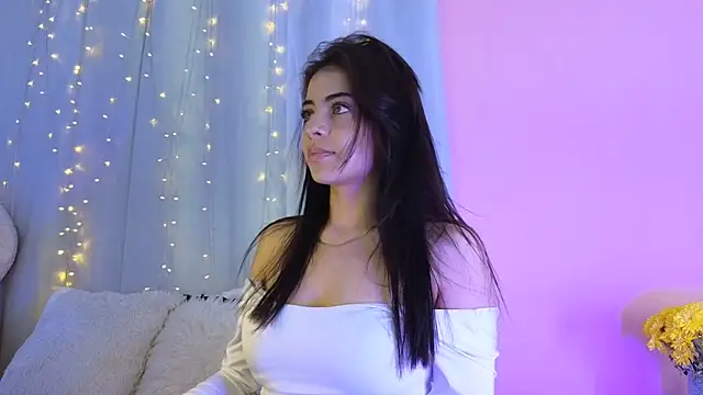 Snapshot of hannacruzsj chatting on 10/23/25, 07:45 hannacruzsj online show from 10/23/25, 07:45