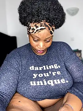 MsWhiteChocolatte online show from 03/27/26, 05:23