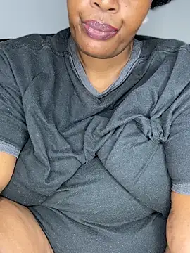 MsWhiteChocolatte online show from 04/01/26, 05:21