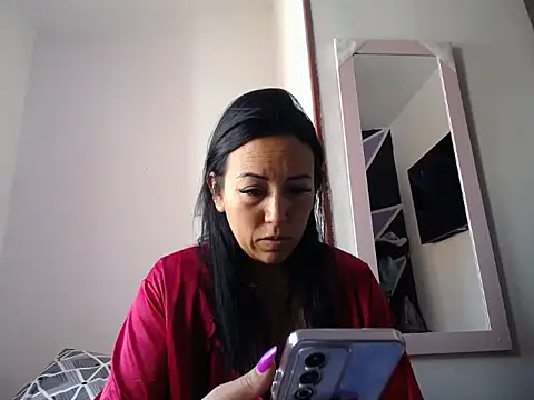 Laura martin  online show from 11/21/25, 02:27