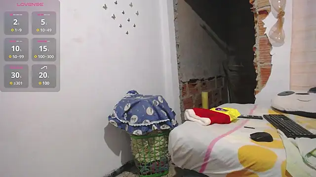 Snapshot of Stepmom_slut_50 chatting on 12/24/24, 11:11 Stepmom slut 50 online show from 12/24/24, 11:11