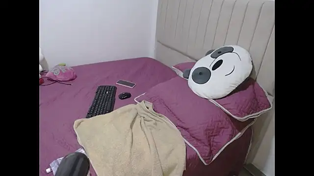 Snapshot of Stepmom_slut_50 chatting on 09/13/25, 09:25 Stepmom slut 50 online show from 09/13/25, 09:25