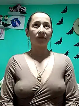 emilypoppy3 online show from 01/09/25, 08:11